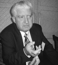 Búcsúzunk Csatári Tibortól