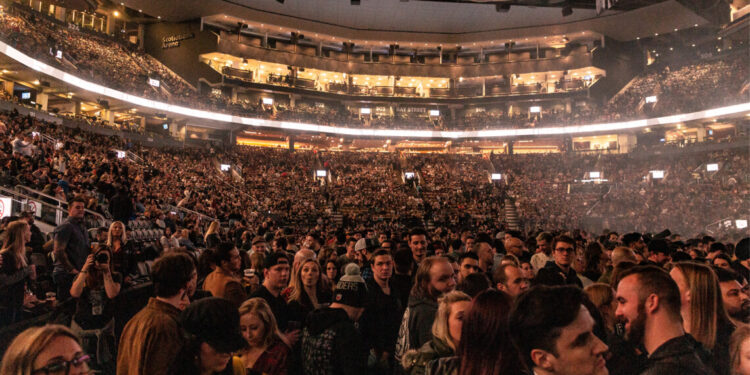 Tömegpánik-rendezvénybiztosítás krízishelyzetben